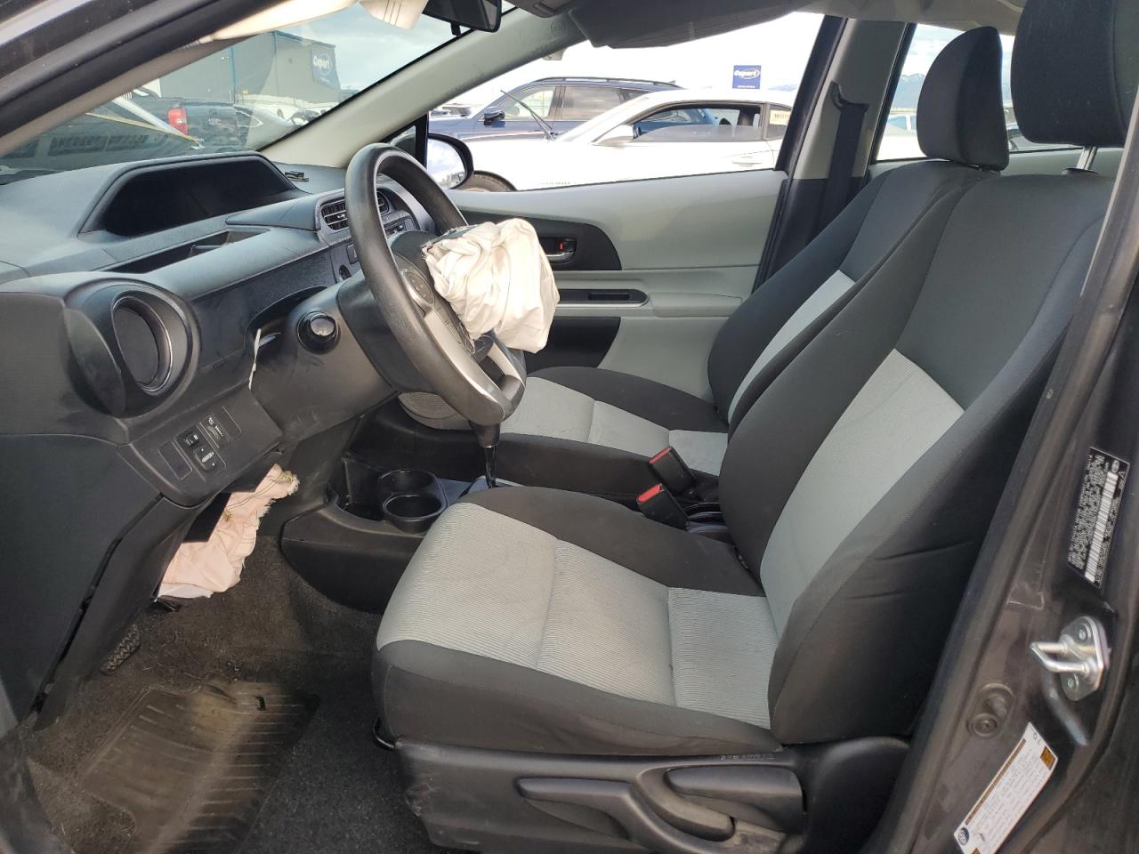 2014 Toyota Prius C VIN: JTDKDTB32E1564837 Lot: 93542165