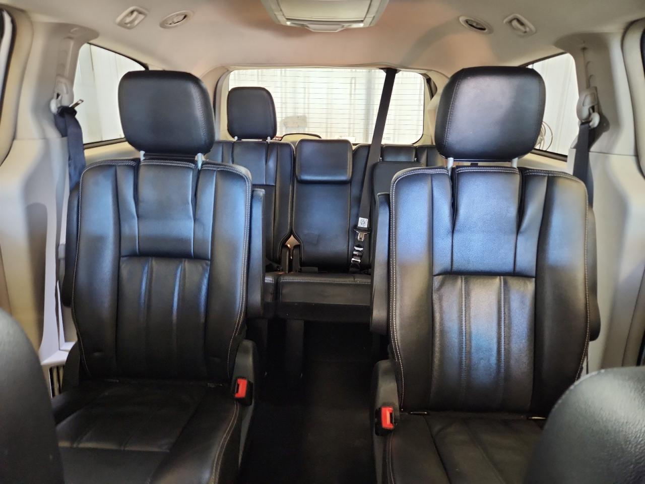 2014 Chrysler Town & Country Touring VIN: 2C4RC1BG3ER386957 Lot: 90313955