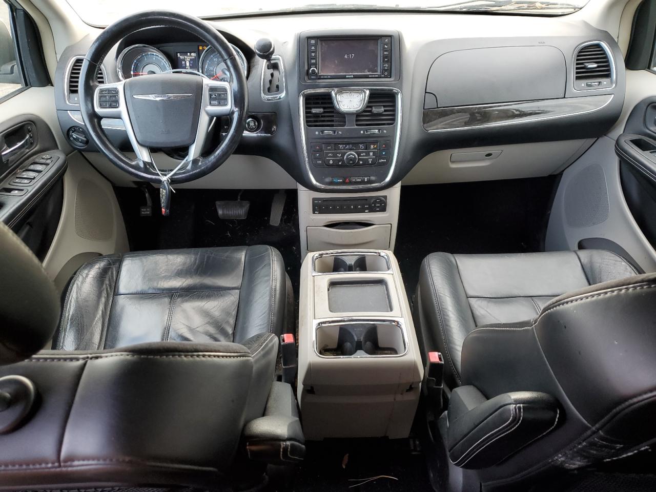 2011 Chrysler Town & Country Limited VIN: 2A4RR6DG2BR758707 Lot: 92102145