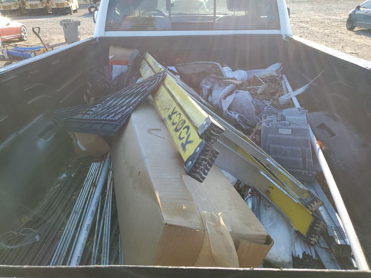 2018 Ram 1500 St VIN: 3C6JR6DTXJG129532 Lot: 92696125