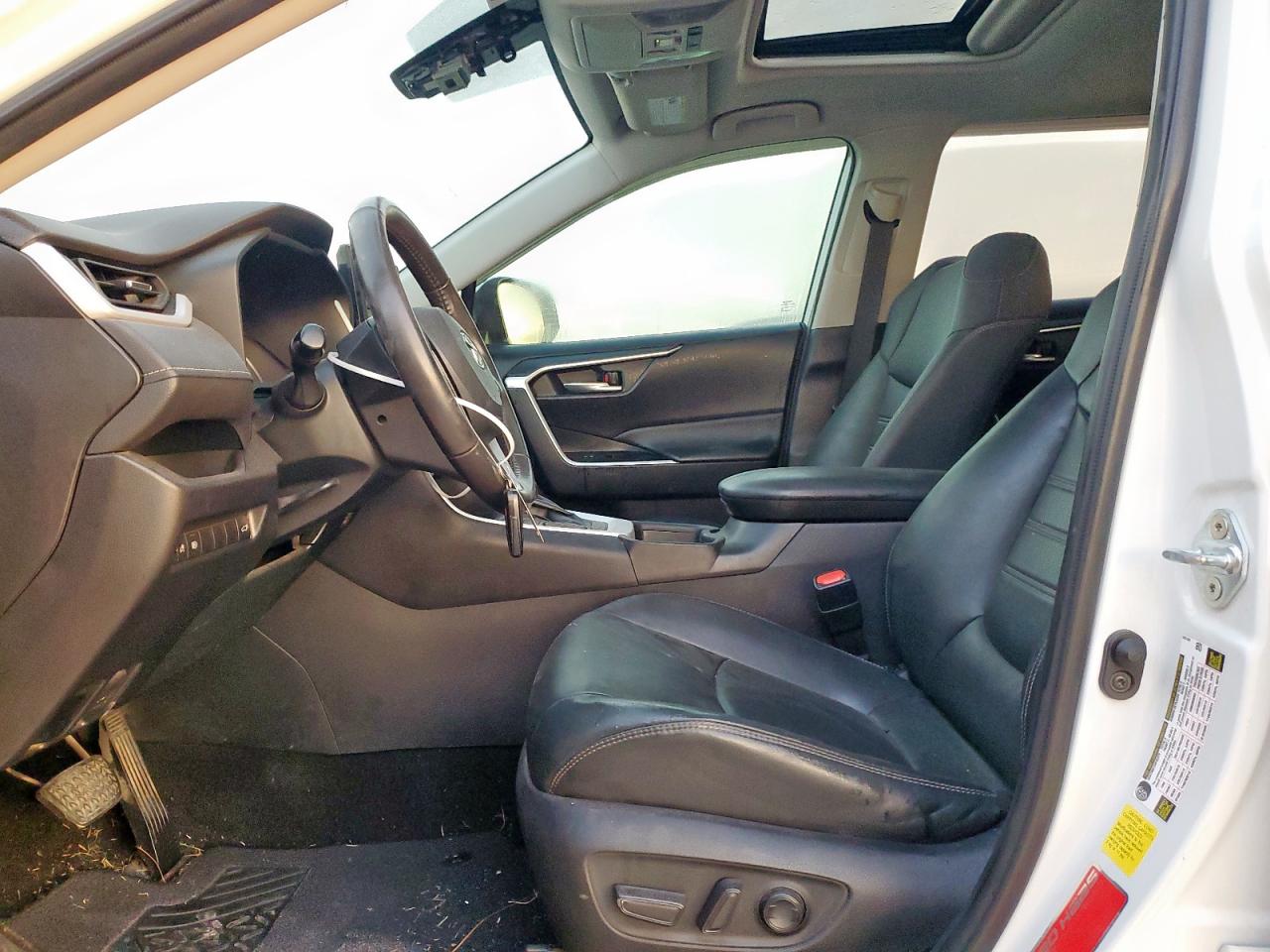 2021 Toyota Rav4 Xle Premium VIN: 2T3C1RFV6MW122526 Lot: 91055175