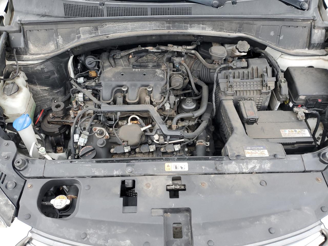 2017 Hyundai Santa Fe Se VIN: KM8SNDHF3HU185686 Lot: 92713985