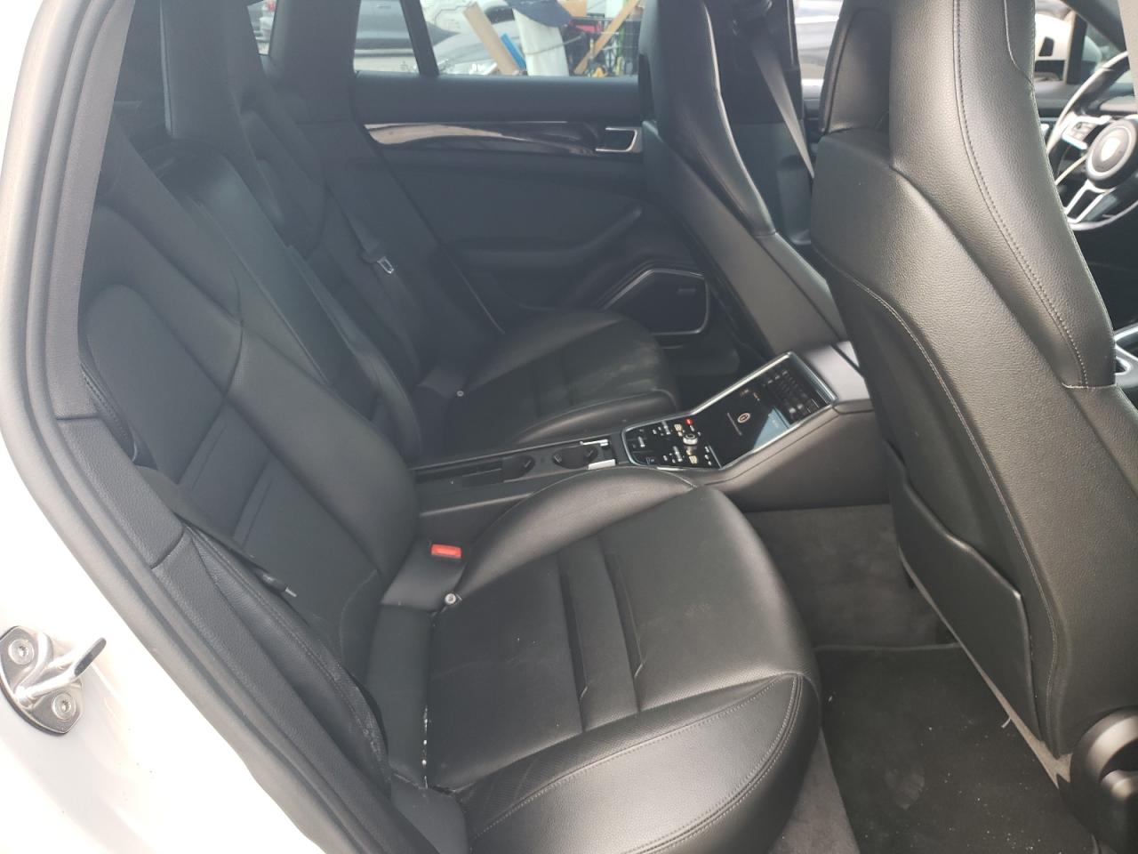 2018 Porsche Panamera 4 VIN: WP0AA2A70JL105078 Lot: 92480325