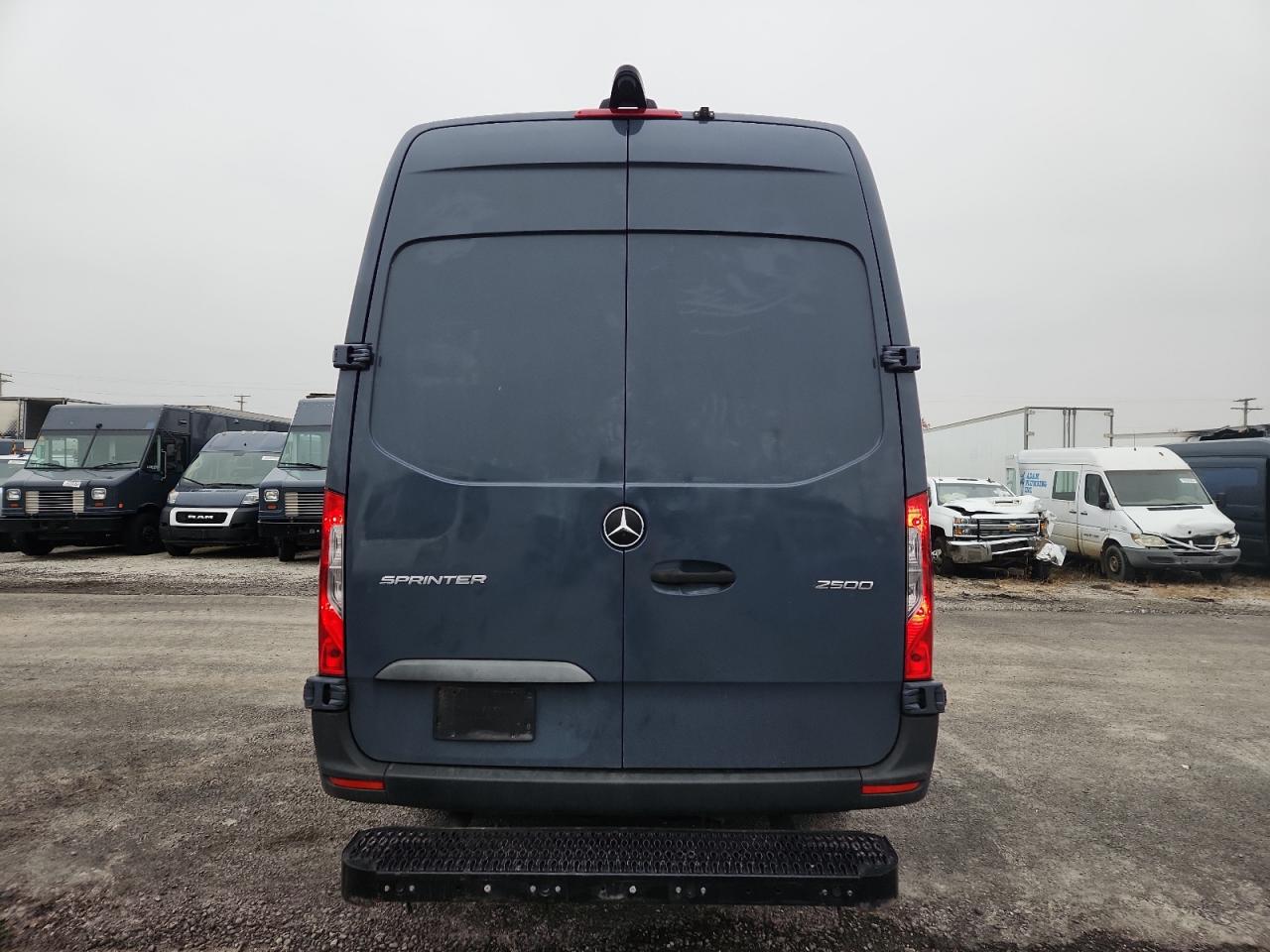 2019 Mercedes Benz Sprinter Delivery Van VIN: WD4PF1CD7KP116023 Lot: 93631425