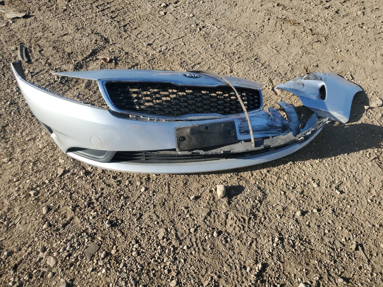 2018 Kia Forte Lx VIN: 3KPFK4A71JE218626 Lot: 92942795