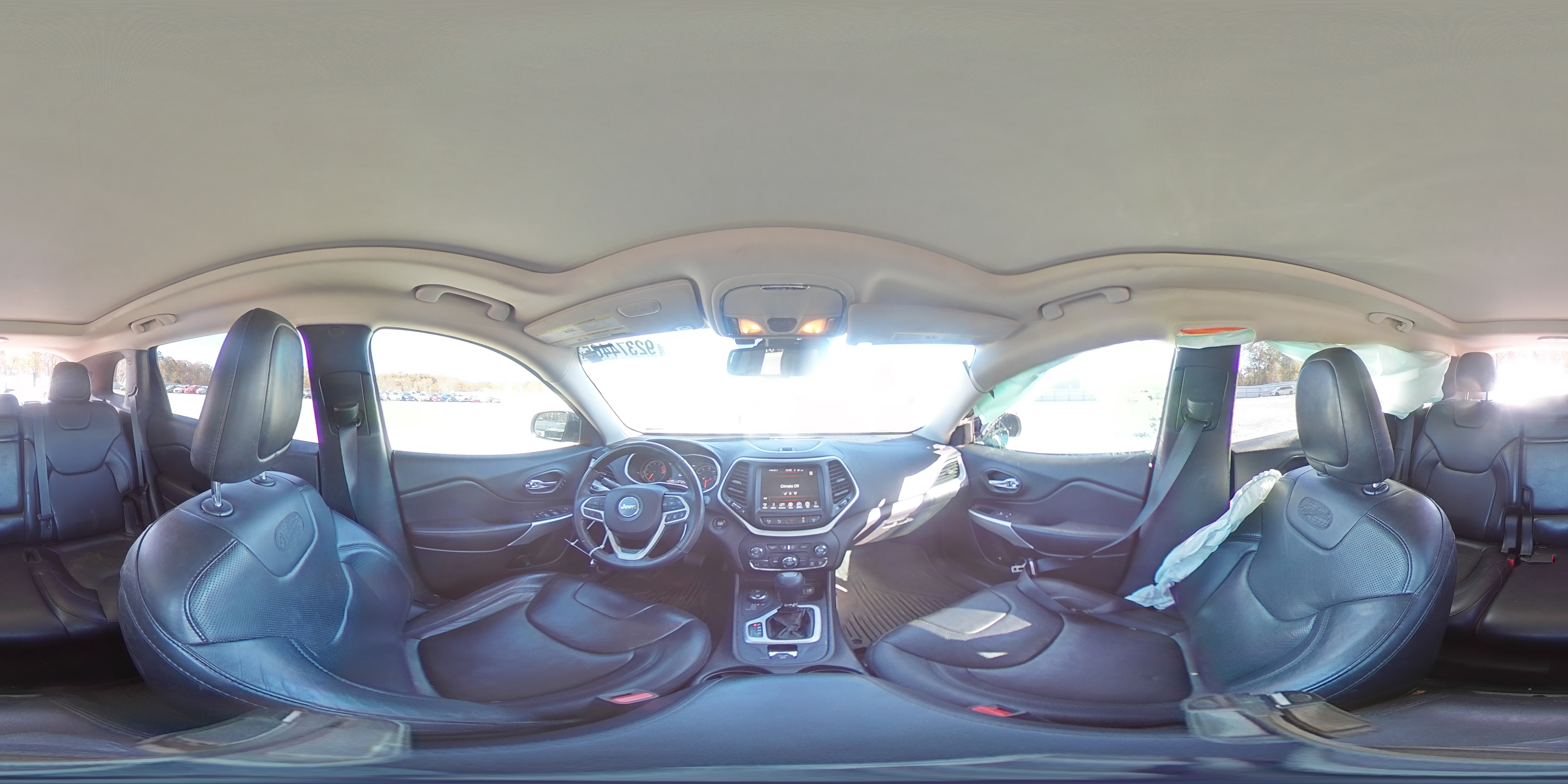 2017 Jeep Cherokee Overland VIN: 1C4PJMJSXHD217319 Lot: 92374465