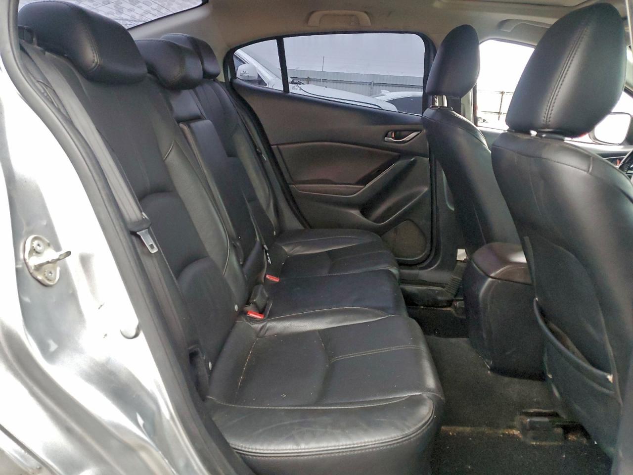 2018 Mazda 3 Grand Touring VIN: 3MZBN1W32JM257688 Lot: 94250075