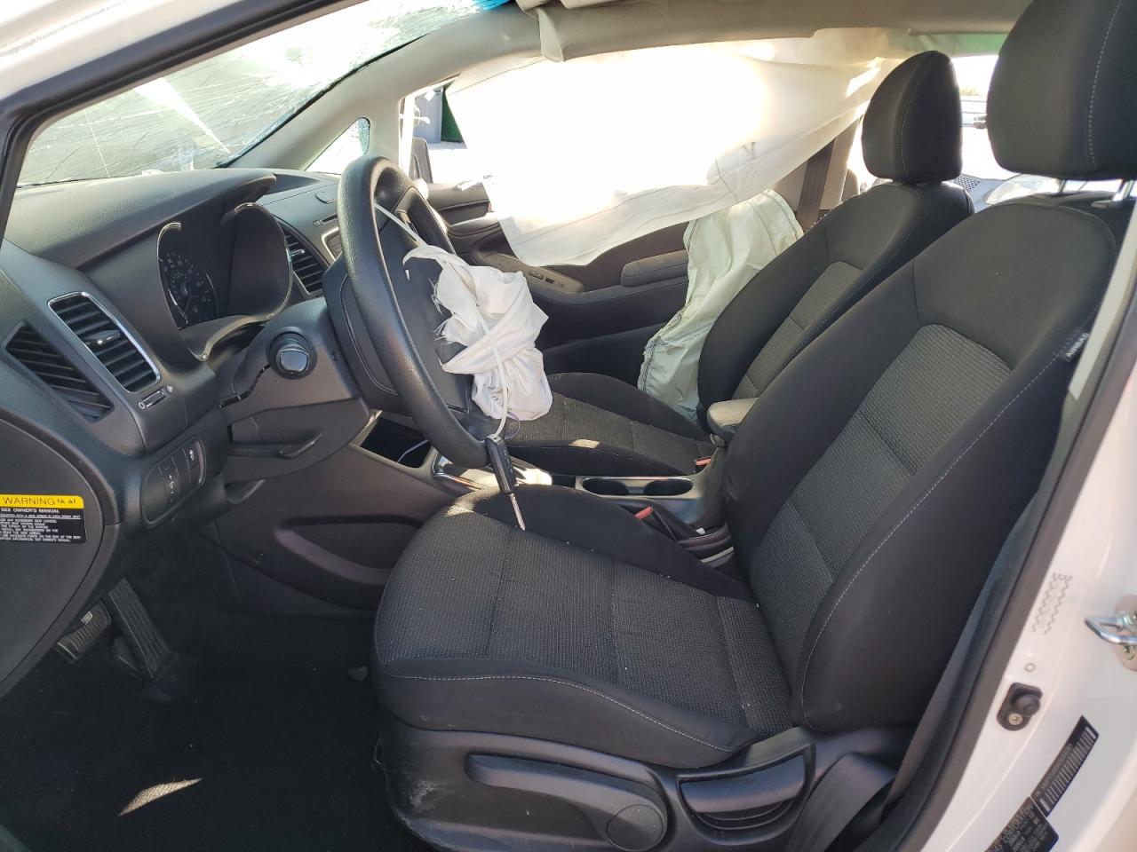 2017 Kia Forte Lx VIN: KNAFK5A88H5684085 Lot: 91232675