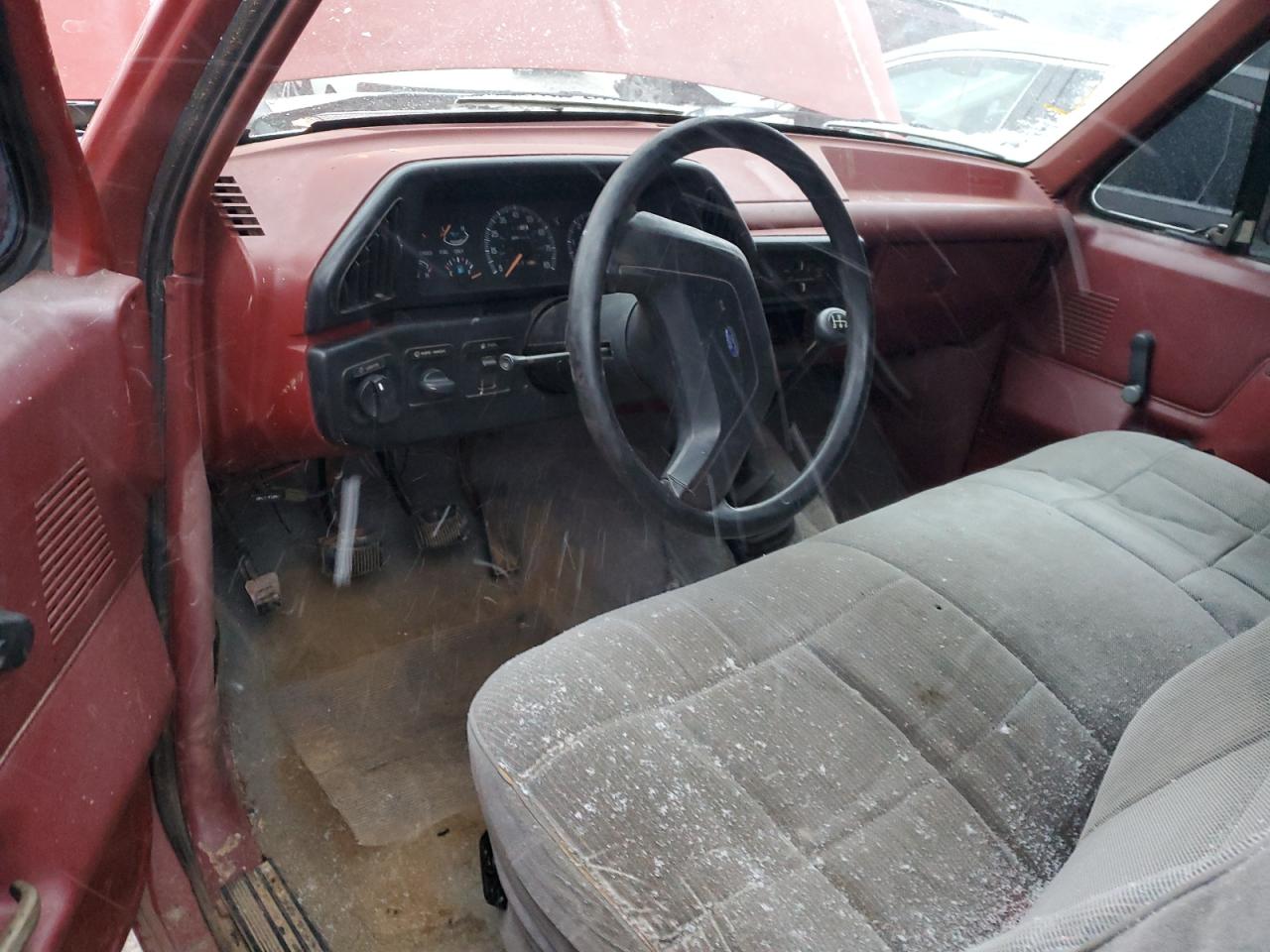 1987 Ford F150 VIN: 1FTEF14Y4HNB24622 Lot: 91822865