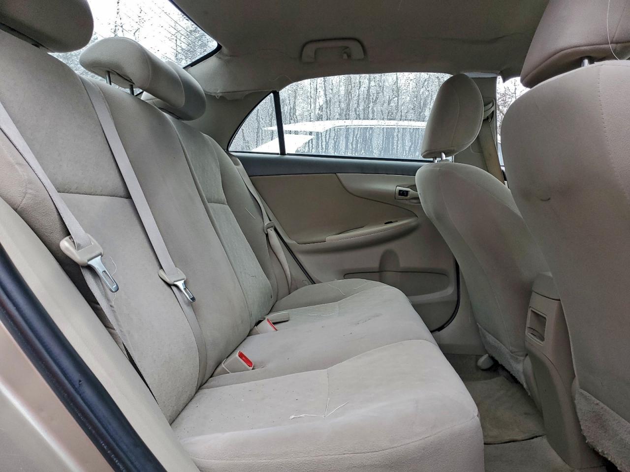 2010 Toyota Corolla Base VIN: 2T1BU4EE3AC226582 Lot: 93270075