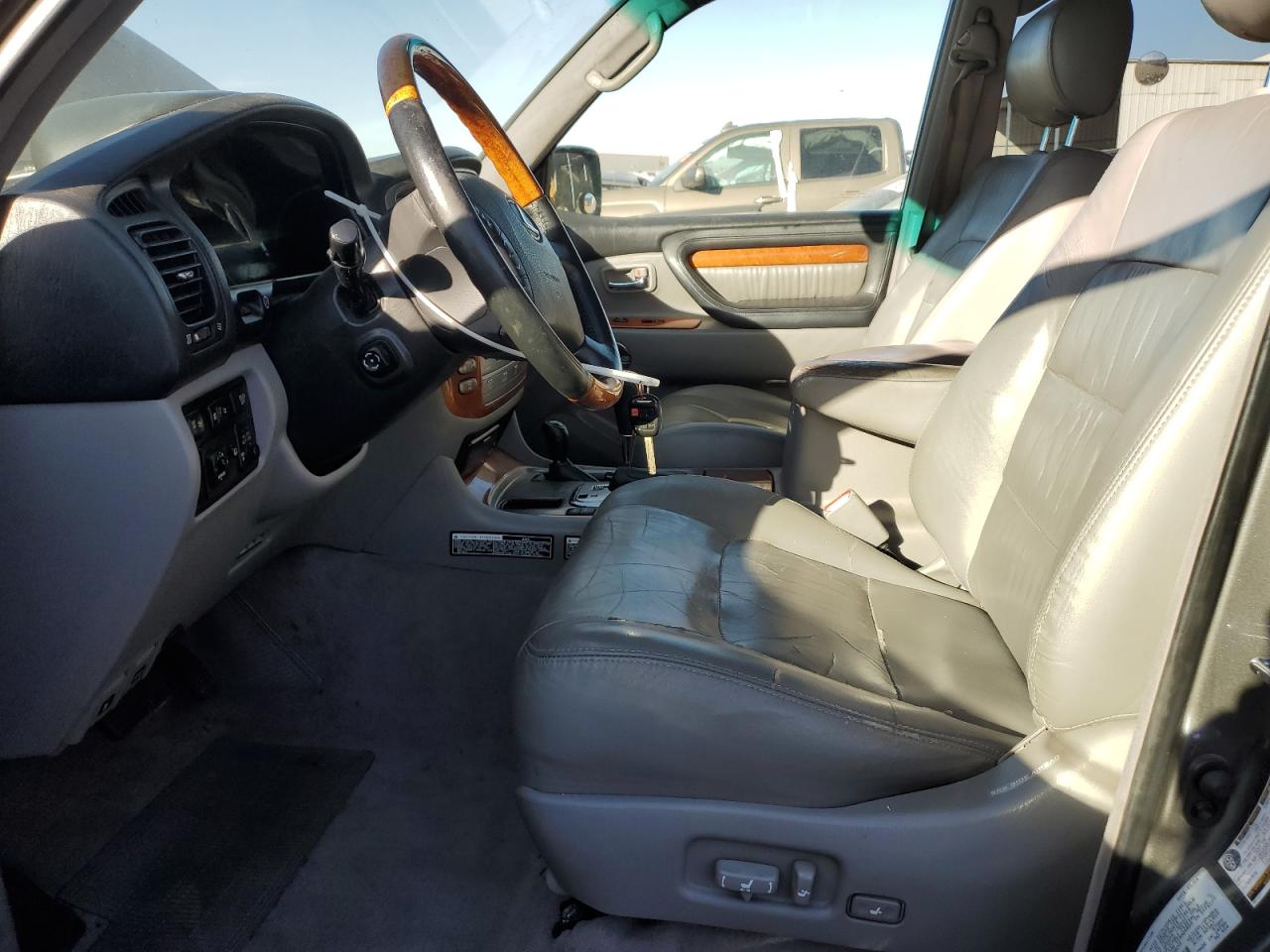 2005 Lexus Lx 470 VIN: JTJHT00W653552720 Lot: 91284385