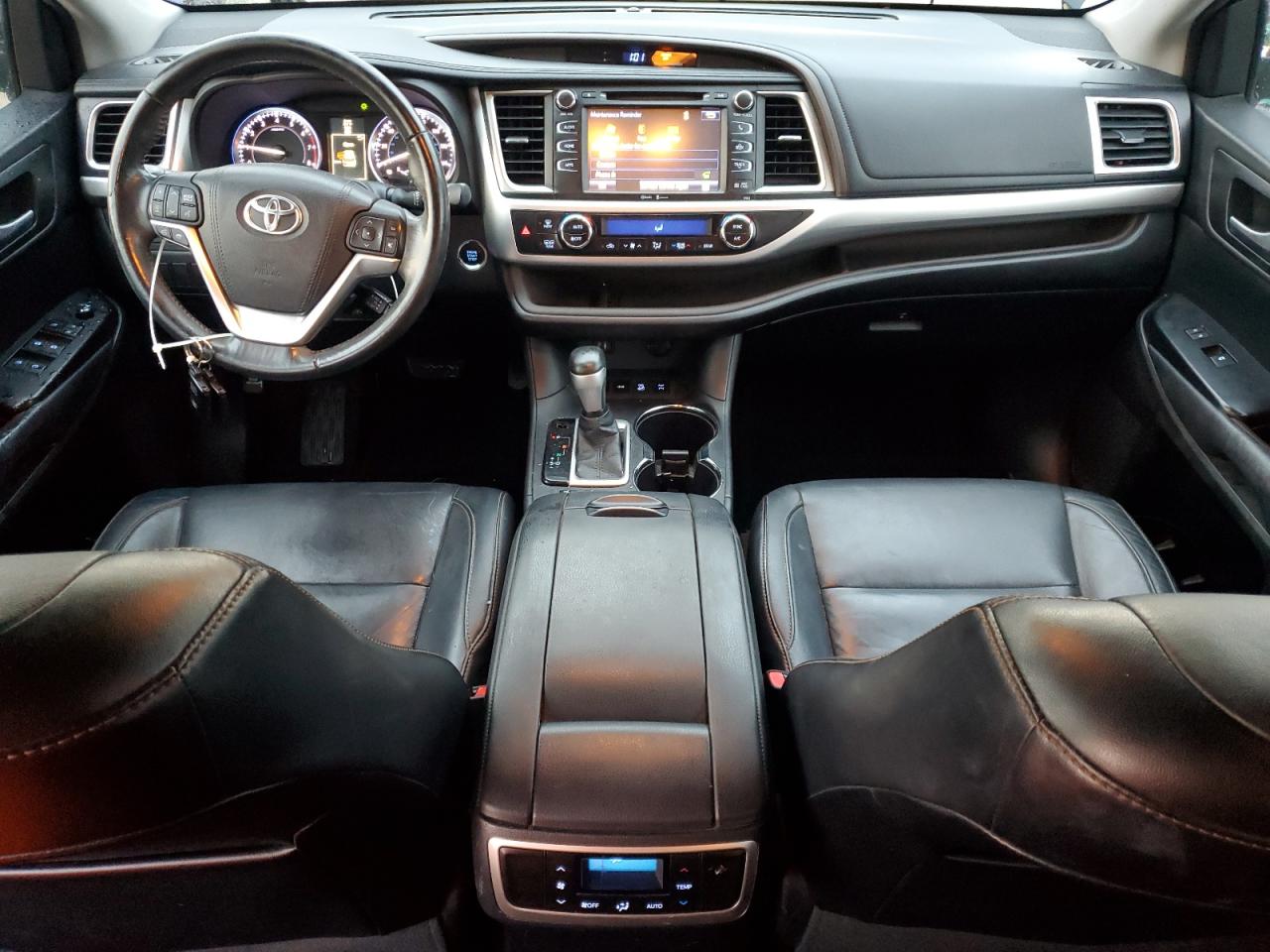 2015 Toyota Highlander Xle VIN: 5TDJKRFH4FS167497 Lot: 92821565