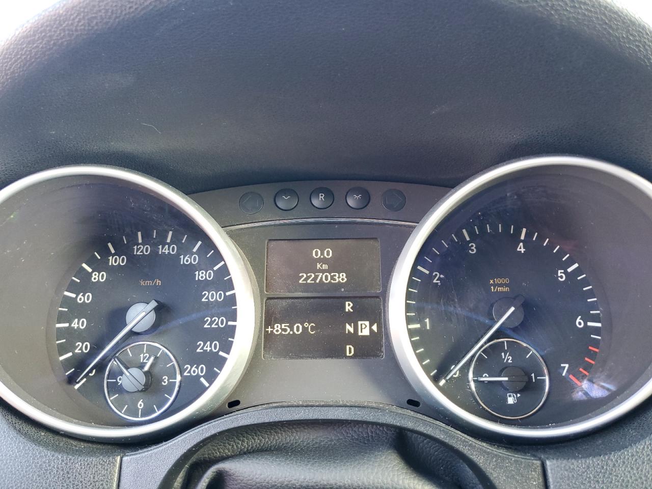 2011 Mercedes-Benz Ml 350 4Matic VIN: 4JGBB8GB8BA746858 Lot: 93351845