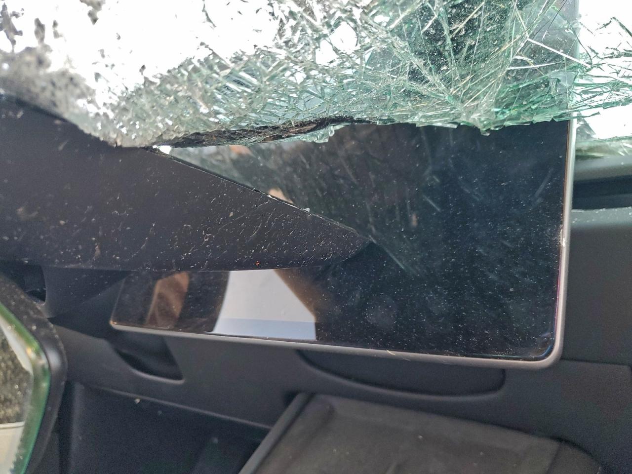 2024 Tesla Model 3 VIN: 5YJ3E1ET7RF800588 Lot: 94366345