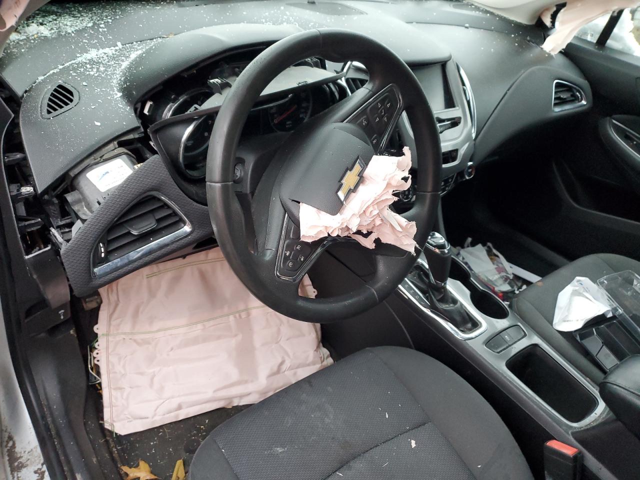 2018 Chevrolet Cruze Lt VIN: 1G1BE5SM4J7187381 Lot: 92016725