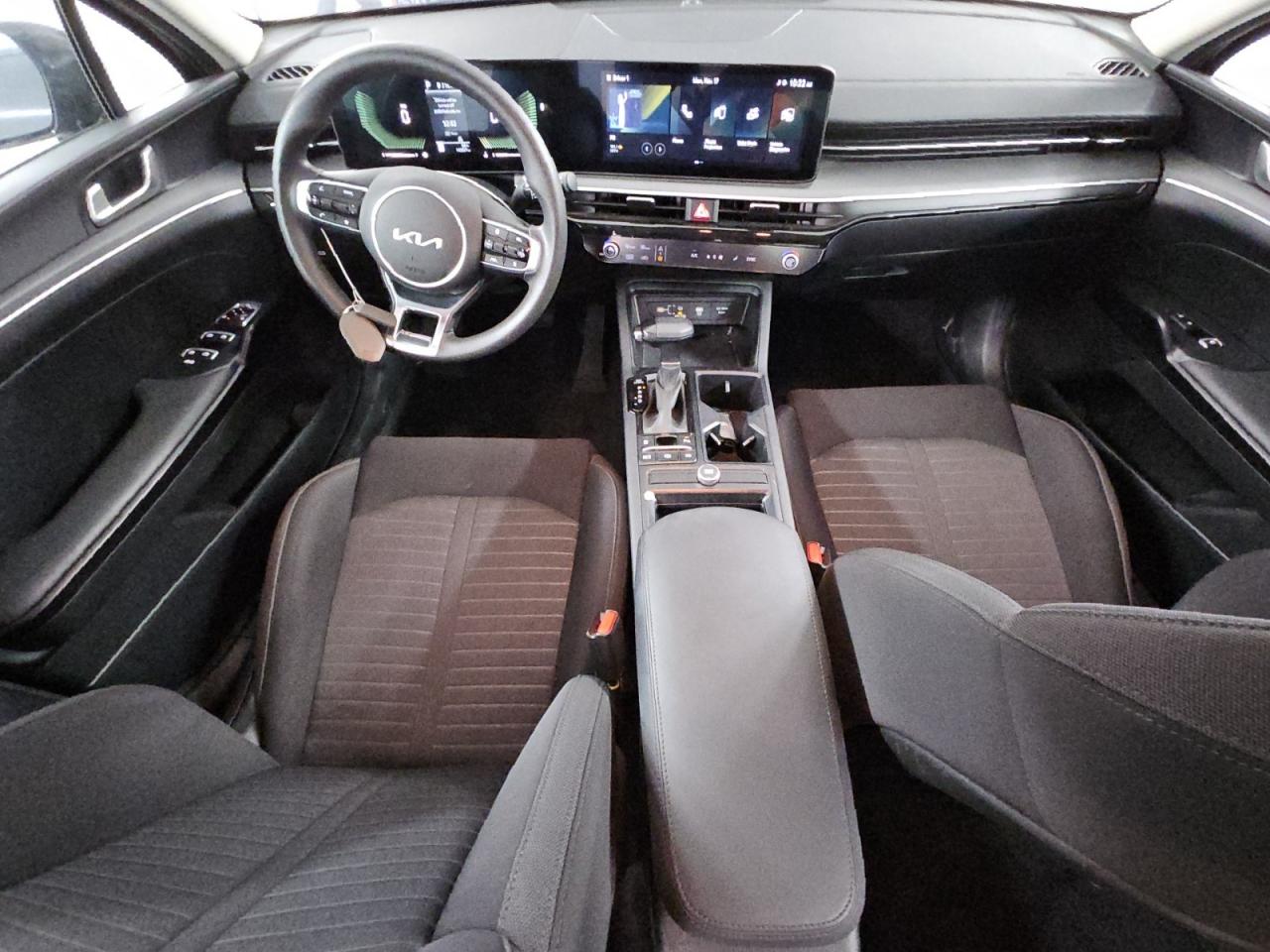 2025 Kia K5 Lxs VIN: KNAG24J75S5345216 Lot: 92125615