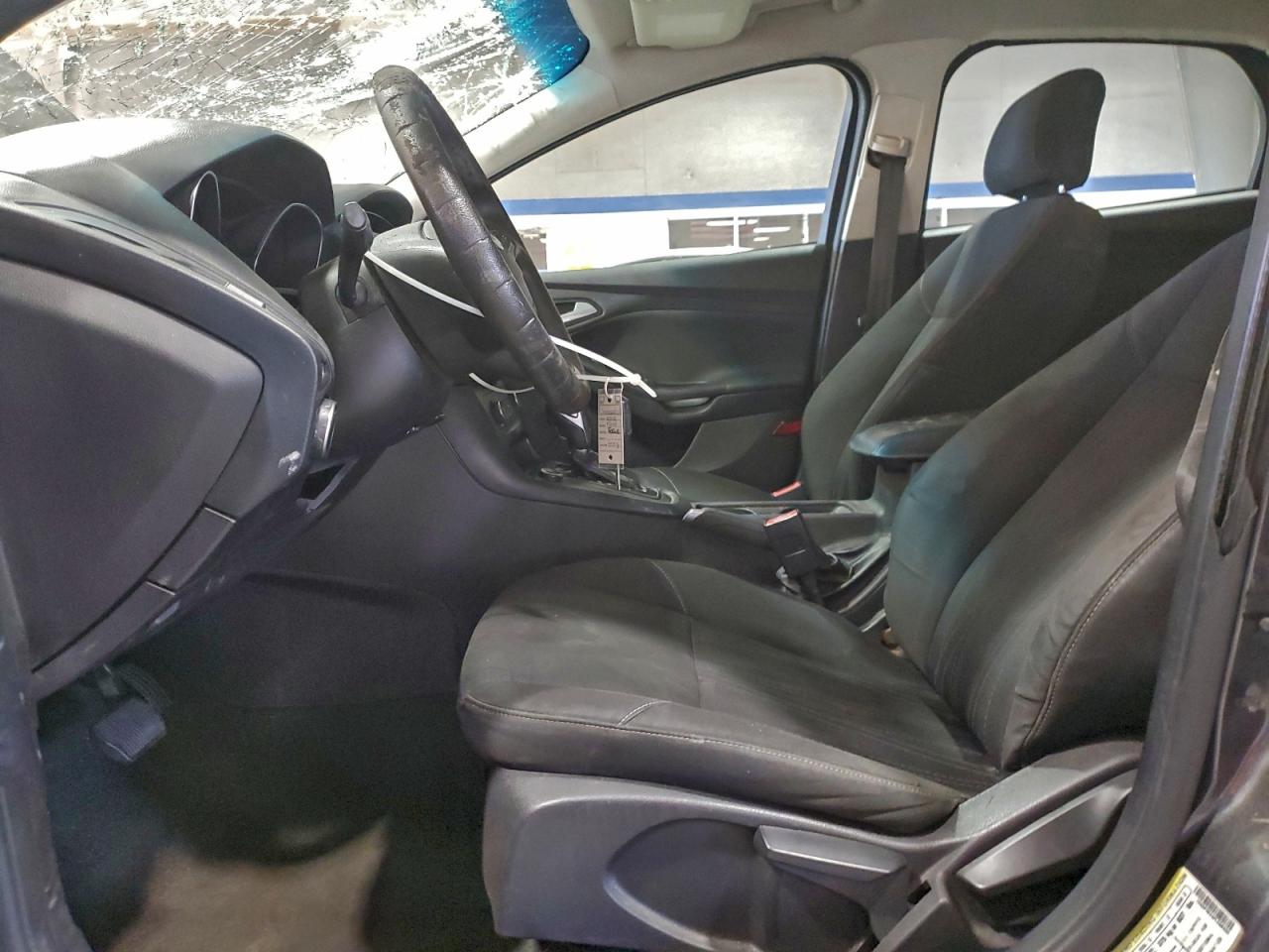 2015 Ford Focus Se VIN: 1FADP3K24FL288339 Lot: 94345365