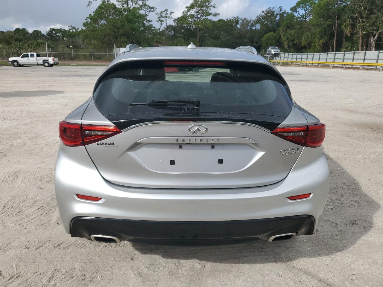 2018 Infiniti Qx30 Base VIN: SJKCH5CP2JA048376 Lot: 92027165