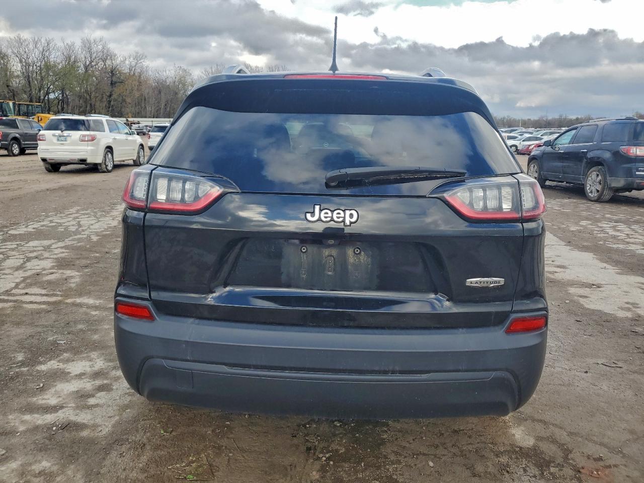 2020 Jeep Cherokee Latitude VIN: 1C4PJLCBXLD556050 Lot: 93191305