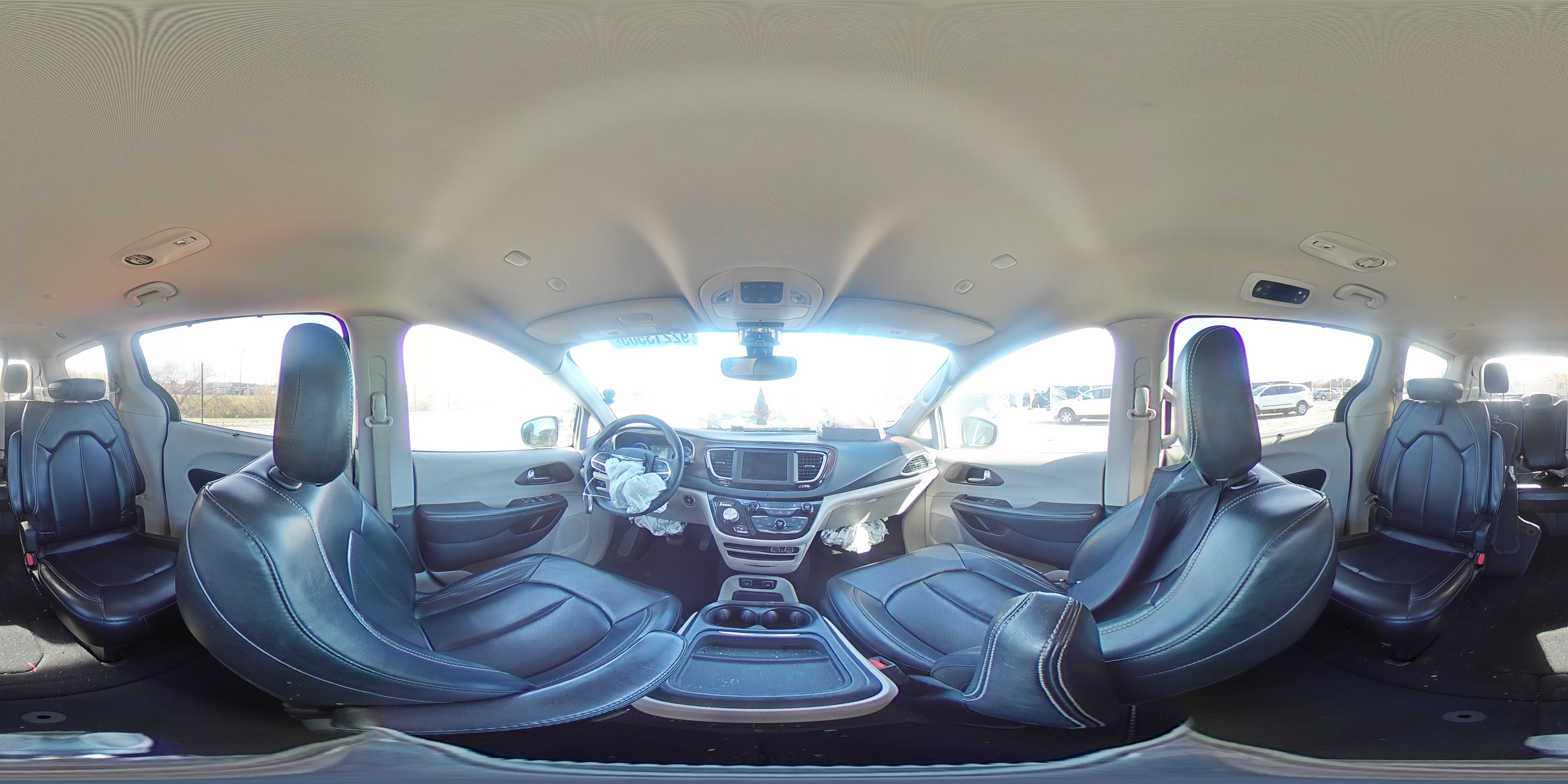 2021 Chrysler Voyager Lxi VIN: 2C4RC1DG8MR533446 Lot: 92213505