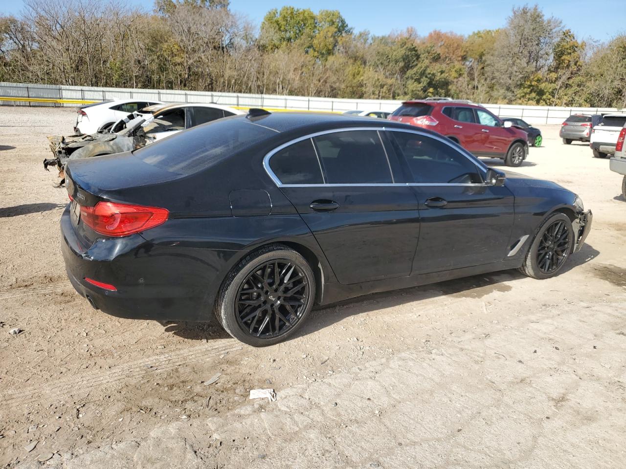 Фото: WBAJR7C09LBP96333