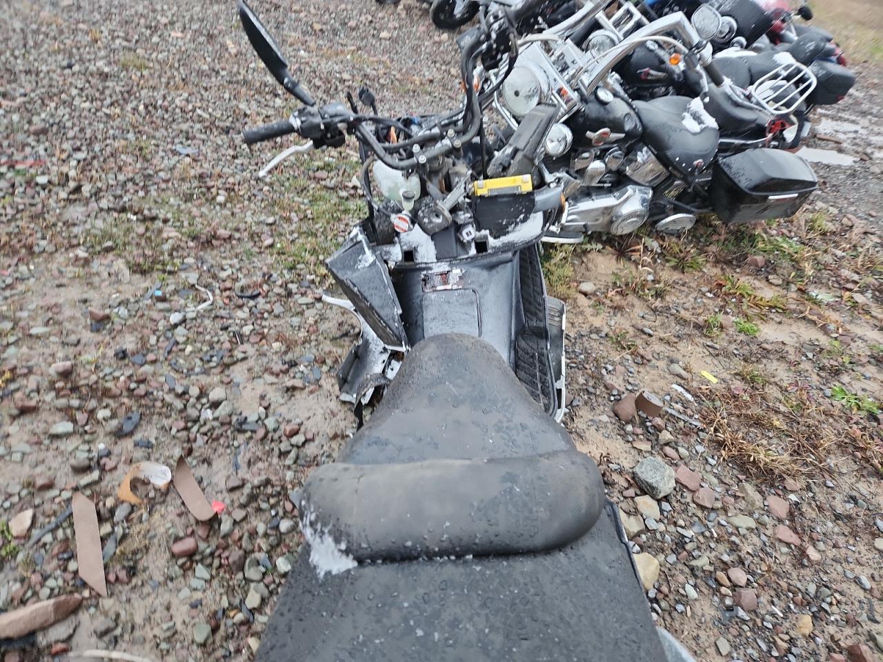 2005 Suzuki An400 K3 VIN: JS1CK43A652100094 Lot: 92159885