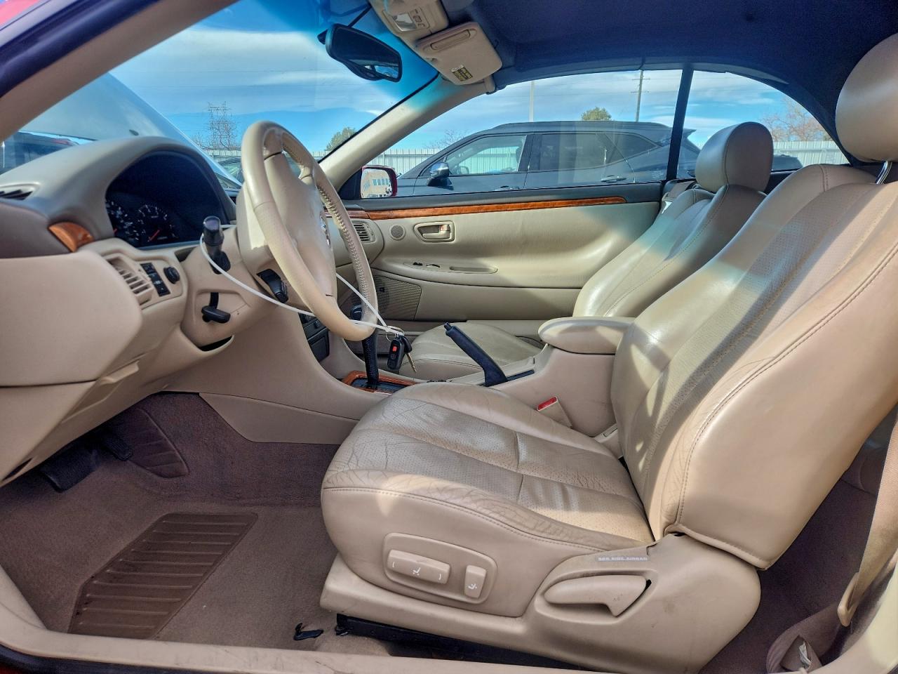 2002 Toyota Camry Solara Se VIN: 2T1FF28P12C590899 Lot: 93750375