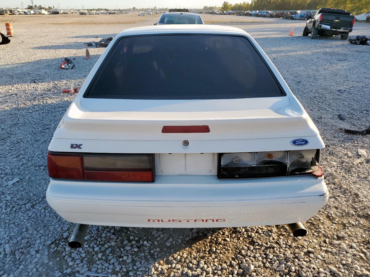1990 Ford Mustang Lx VIN: 1FACP41EXLF122253 Lot: 92133905