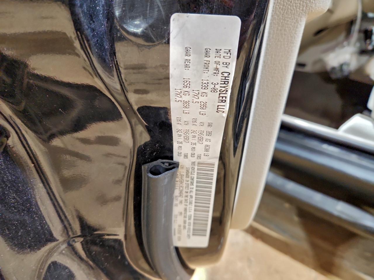 2008 Jeep Commander Limited VIN: 1J8HH58N18C204642 Lot: 94694455