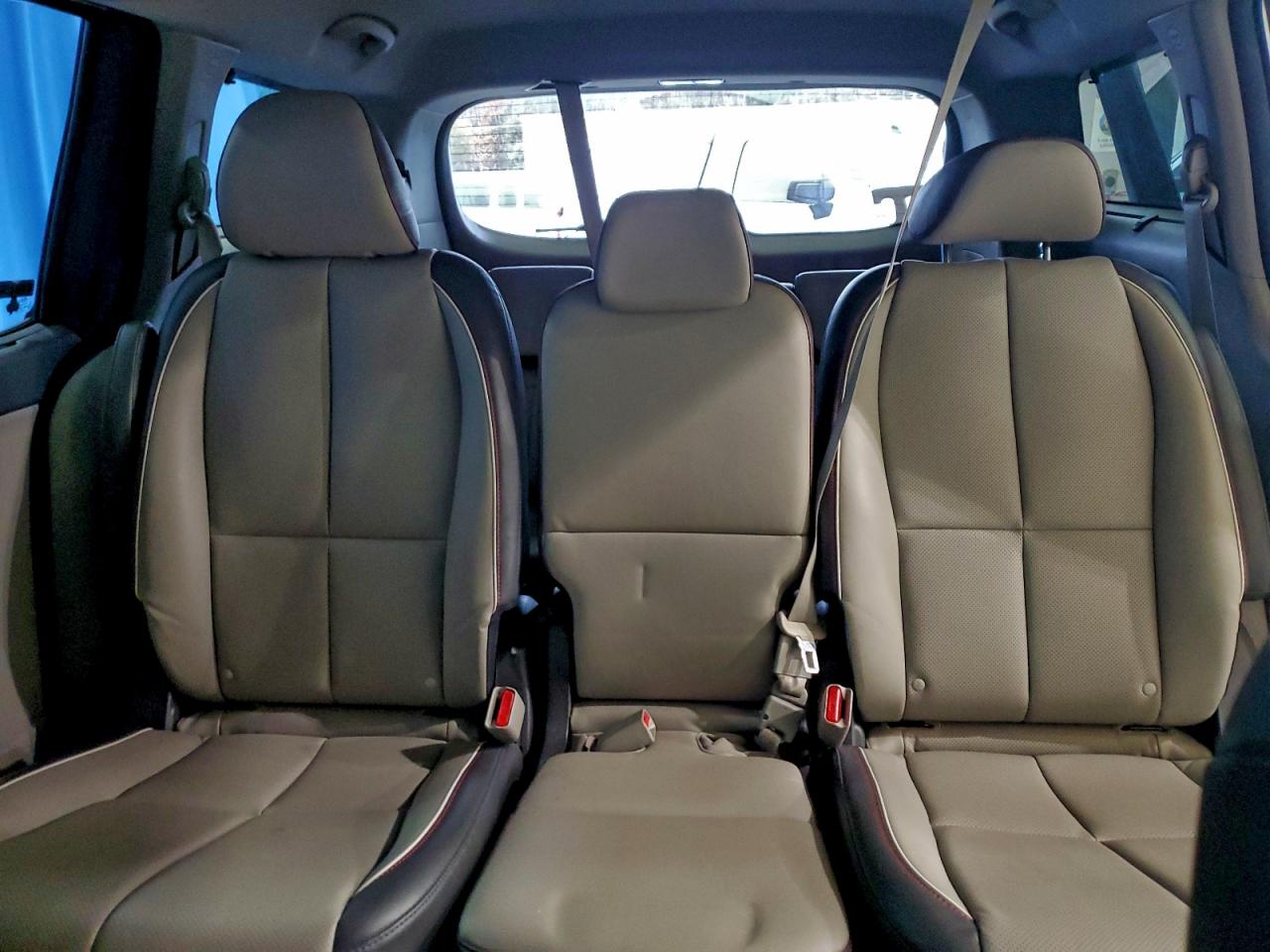 2017 Kia Sedona Lx VIN: KNDMB5C15H6330495 Lot: 93638905