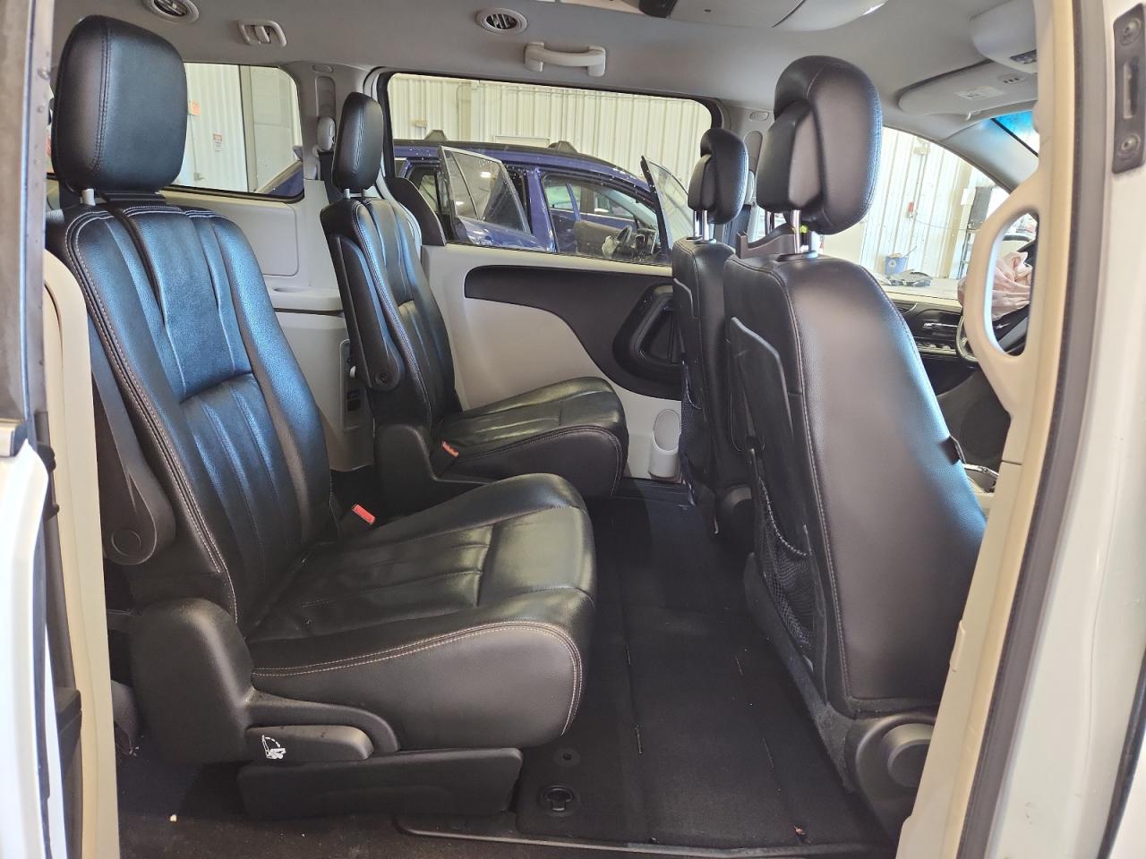 2014 Chrysler Town & Country Touring VIN: 2C4RC1BG3ER386957 Lot: 90313955