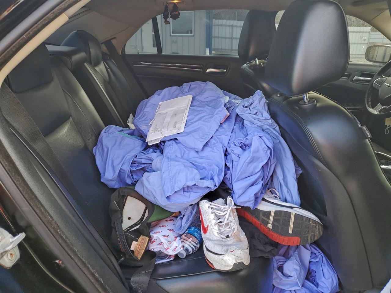 2016 Chrysler 300C VIN: 2C3CCAKG2GH190964 Lot: 94079695