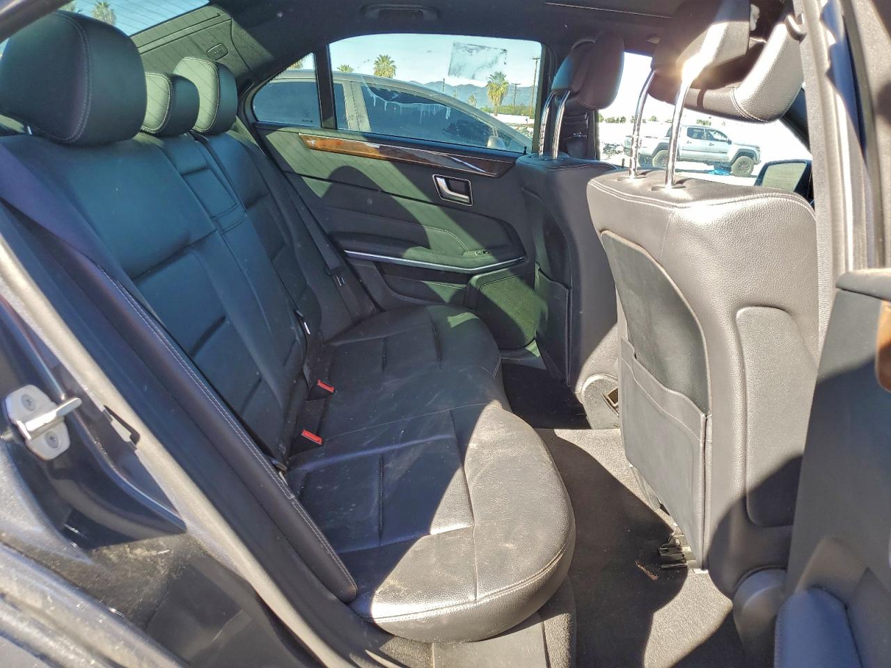 2016 Mercedes-Benz E 350 VIN: WDDHF5KB5GB170064 Lot: 93815875