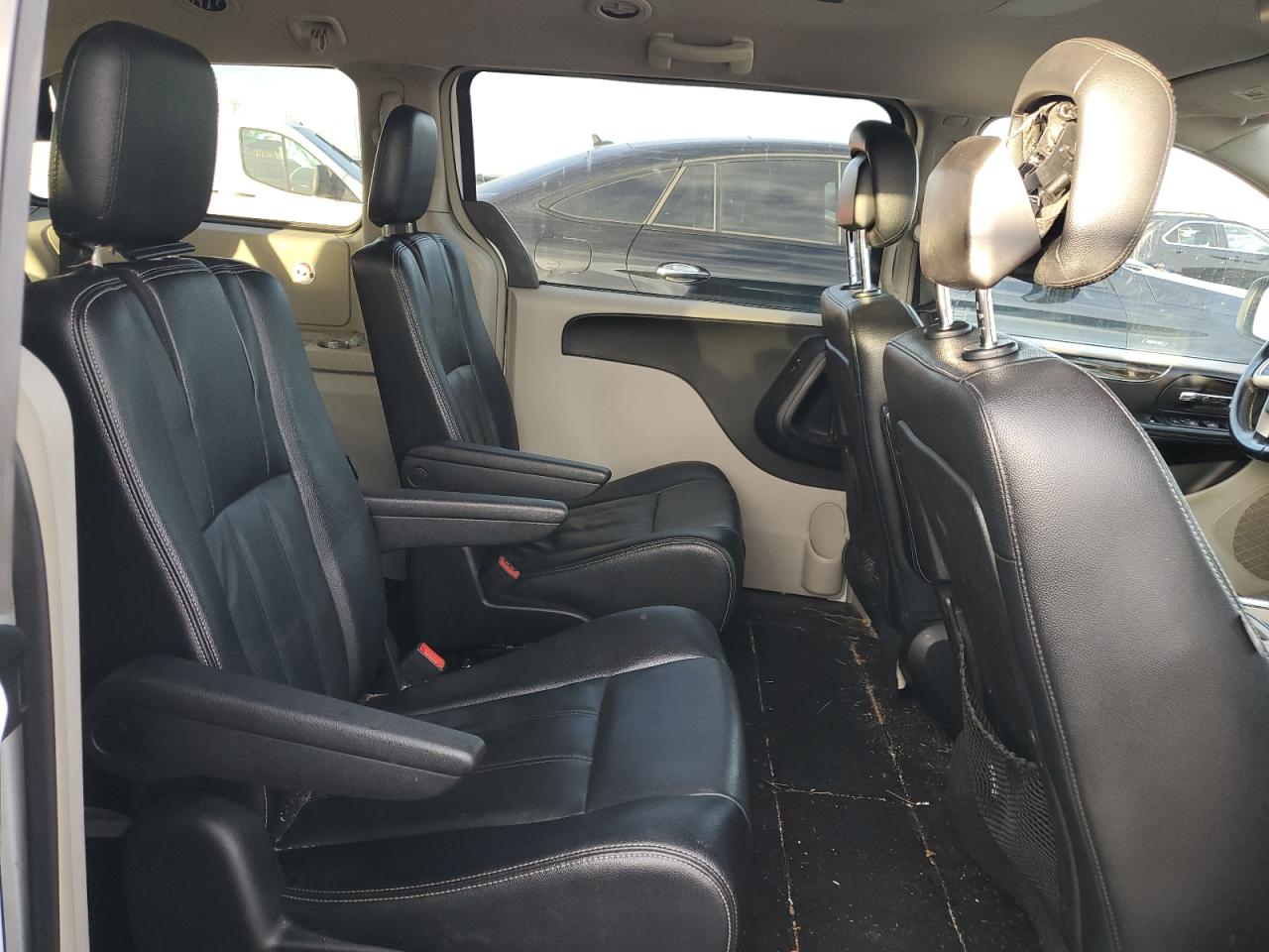 2015 Chrysler Town & Country Touring VIN: 2C4RC1BG7FR538384 Lot: 90906985