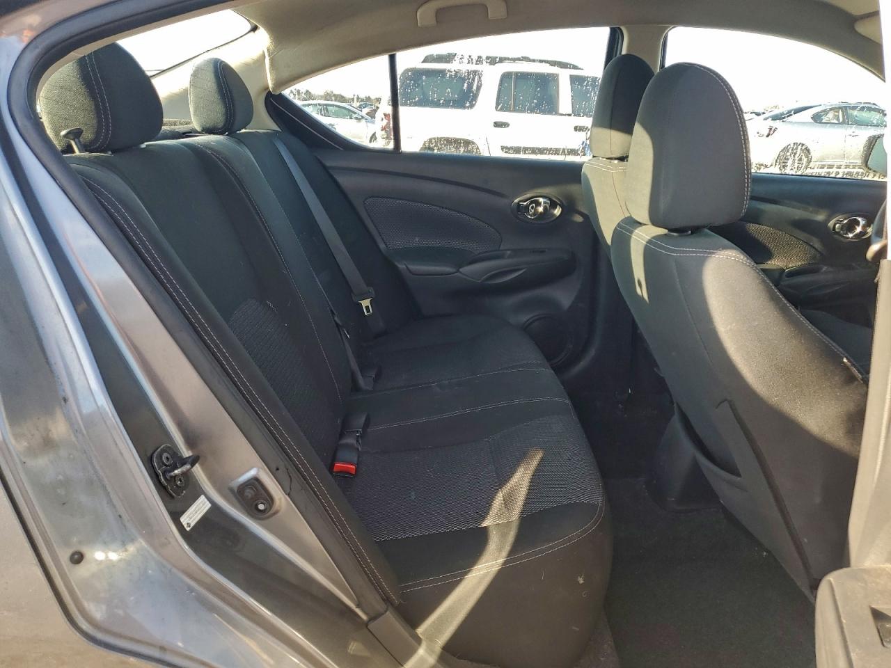 2019 Nissan Versa S VIN: 3N1CN7AP1KL812824 Lot: 93907125