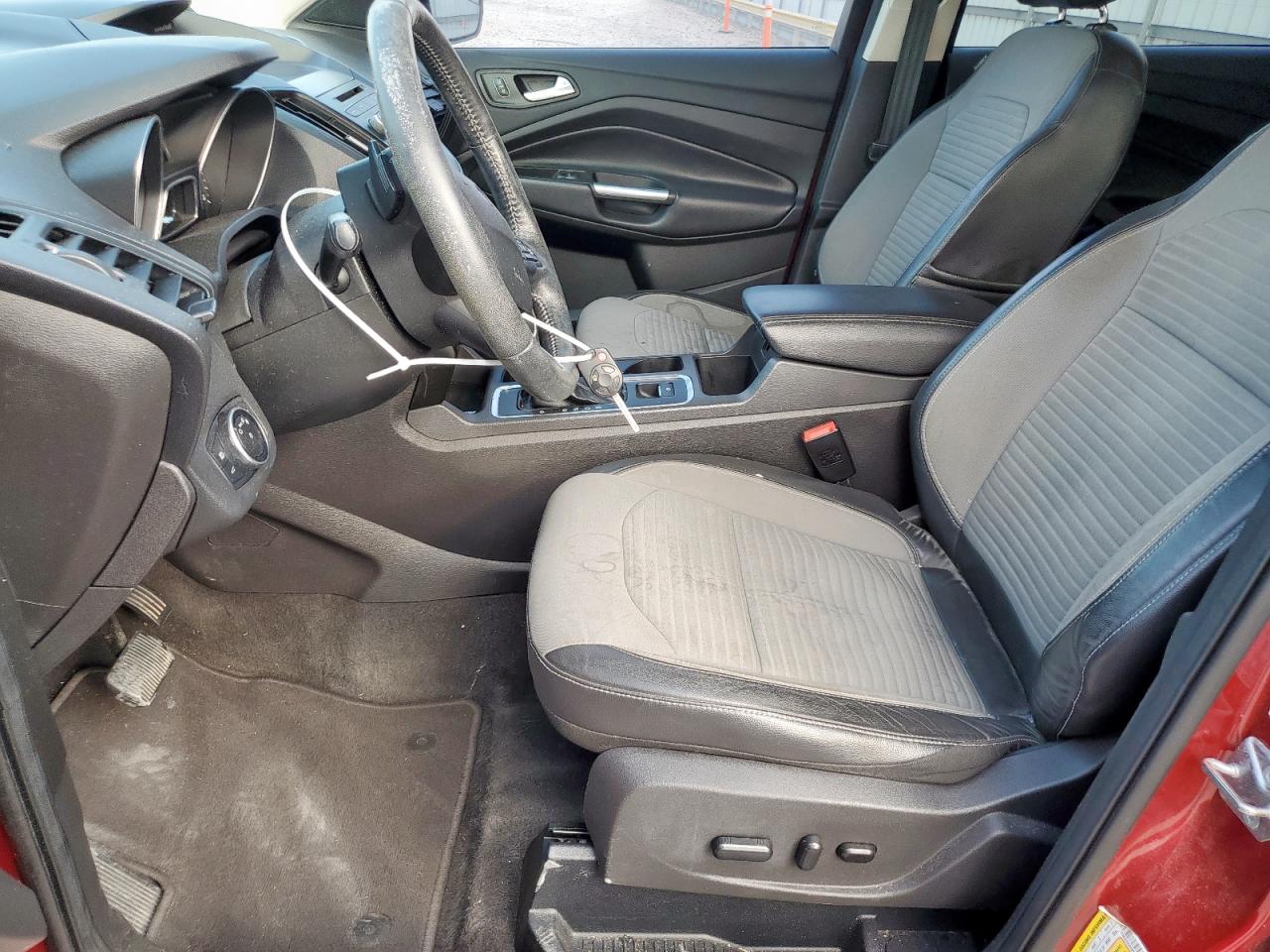 2017 Ford Escape Se VIN: 1FMCU0GD0HUA68406 Lot: 92526575