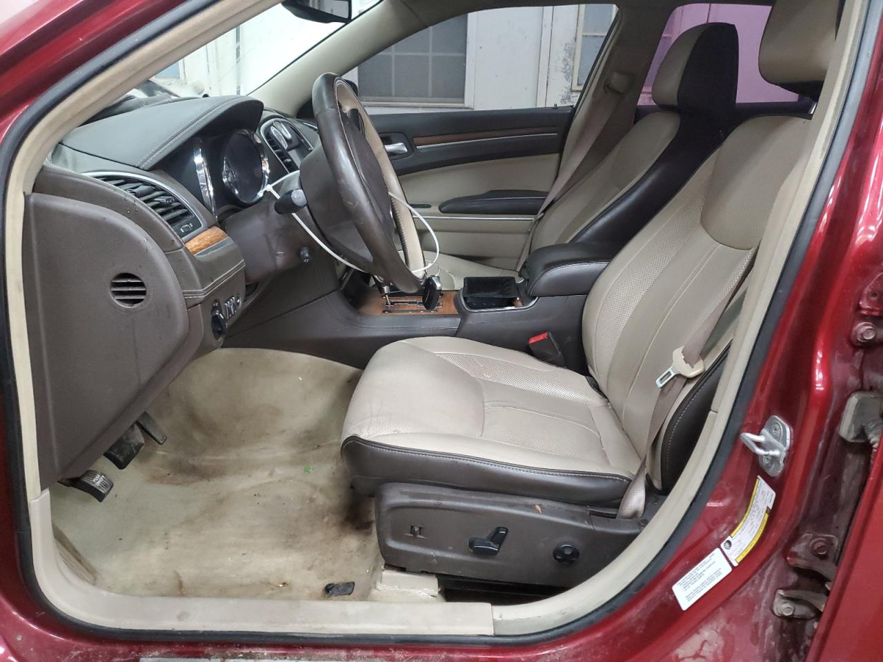 2013 Chrysler 300C Luxury VIN: 2C3CCAST2DH567592 Lot: 92953435