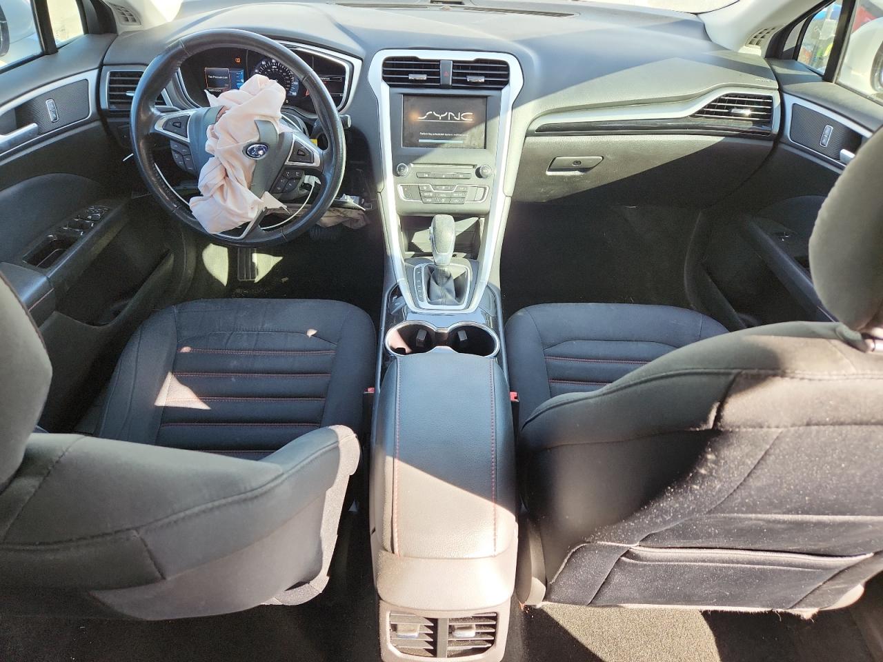 2016 Ford Fusion Se VIN: 3FA6P0H75GR327985 Lot: 90021965