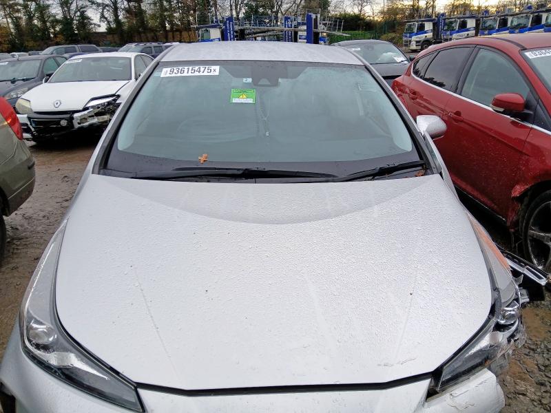 2020 TOYOTA PRIUS HYBRID 