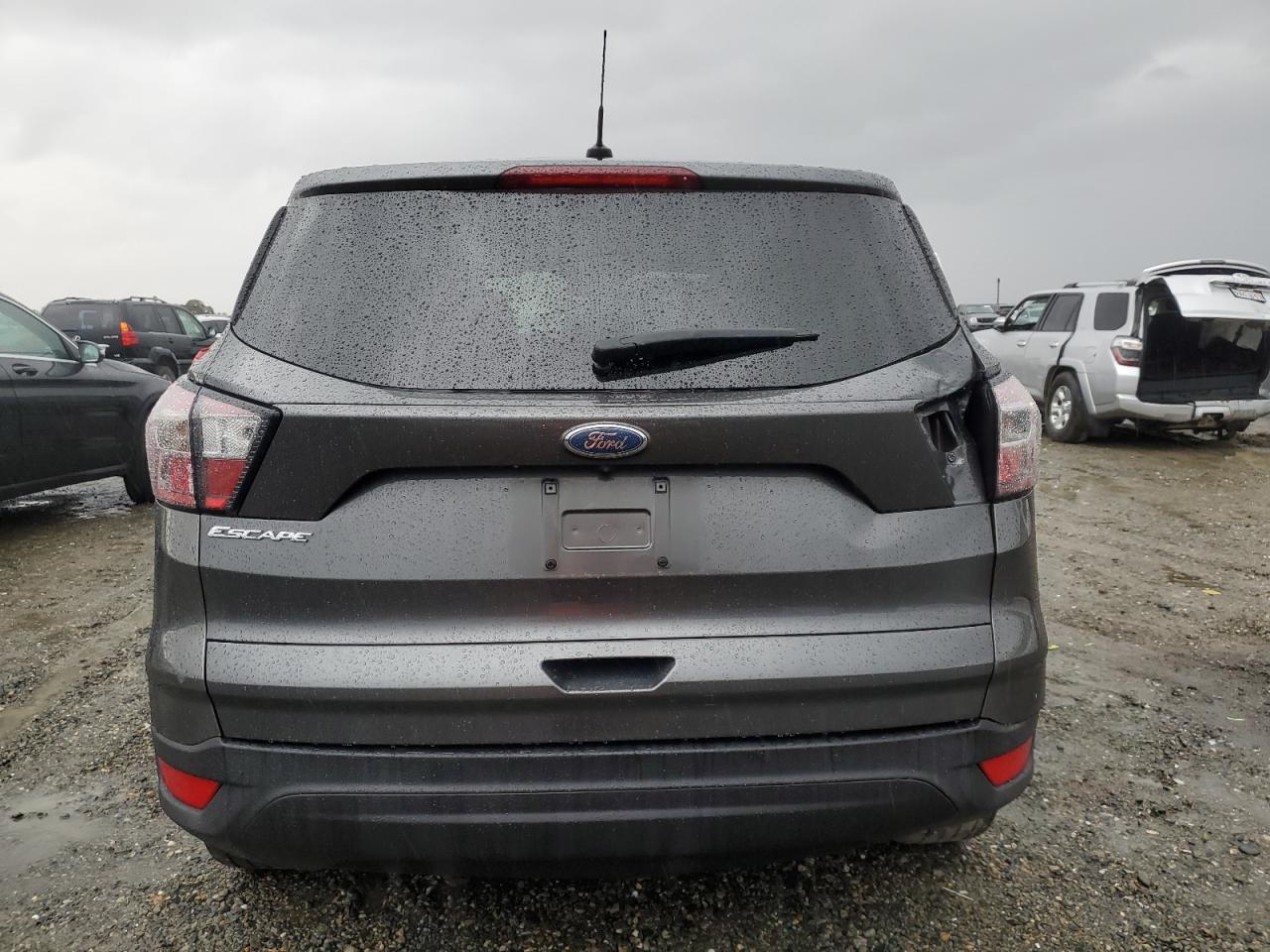 2018 Ford Escape S VIN: 1FMCU0F7XJUA24818 Lot: 91693855
