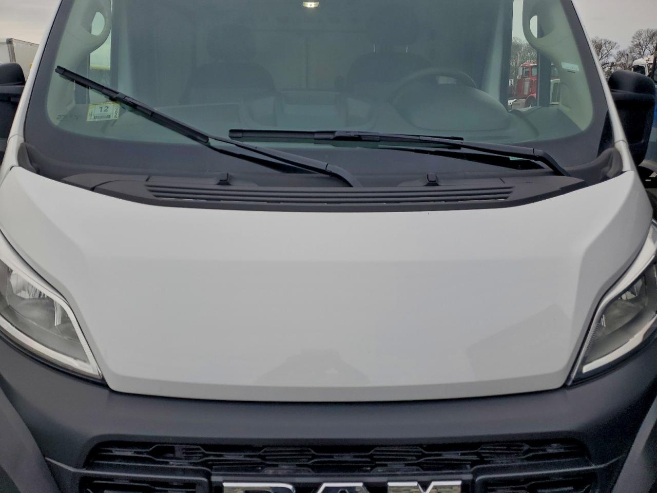 2025 Ram Promaster 2500 Delivery Van VIN: 3C6LRVVG1SE513765 Lot: 92927695