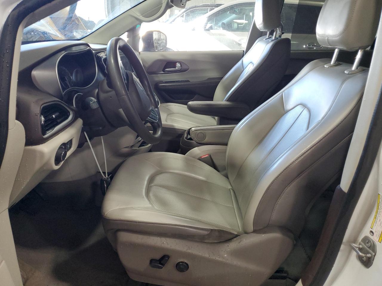 2021 Chrysler Voyager Lxi VIN: 2C4RC1DG0MR533358 Lot: 91007395