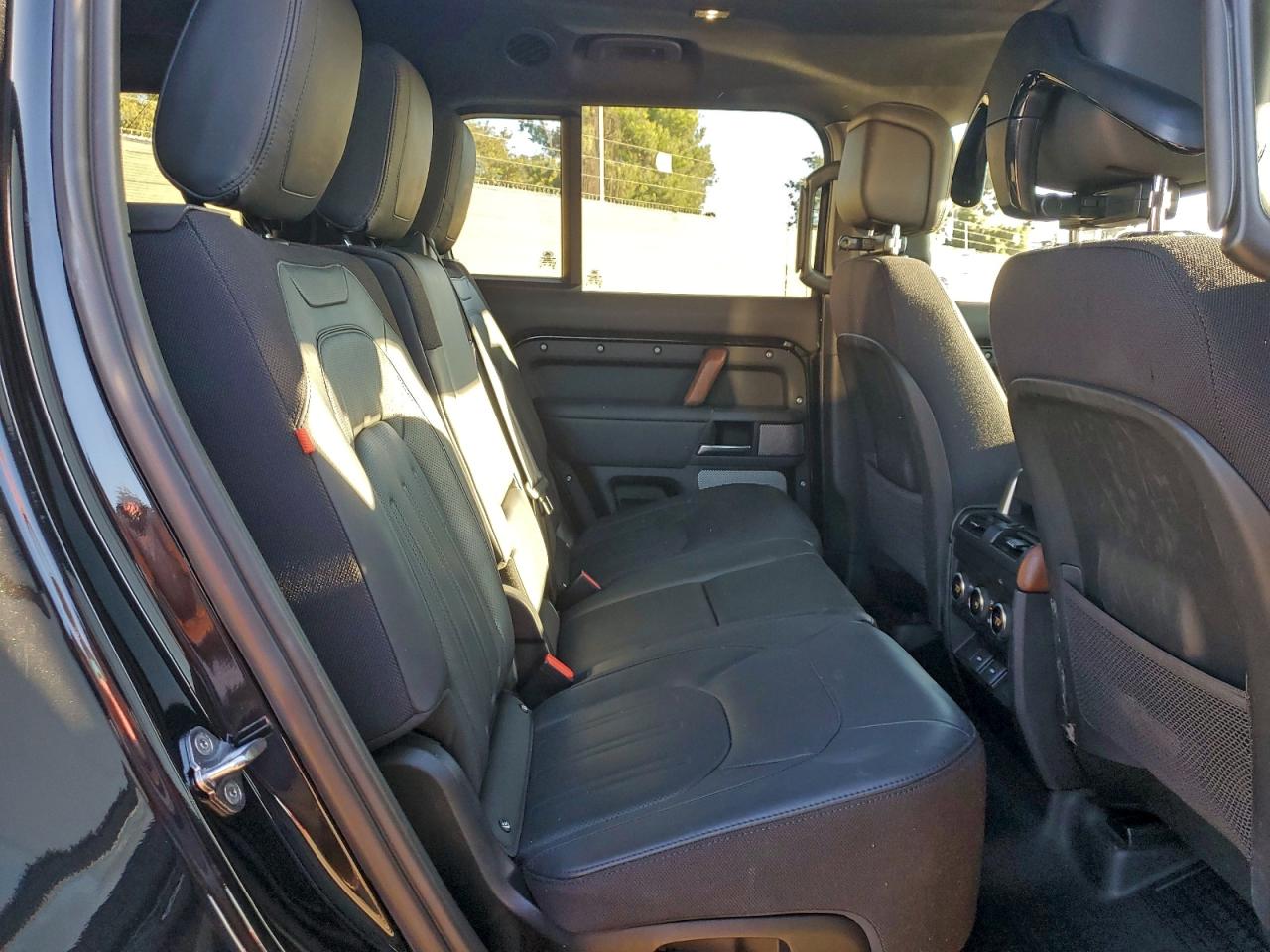 2023 Land Rover Defender 130 X VIN: SALEXFEU1P2225521 Lot: 94067585