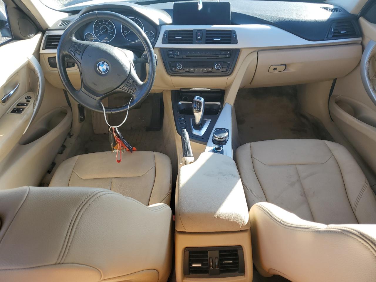 2015 BMW 320 I VIN: WBA3B1G52FNT05930 Lot: 93711195