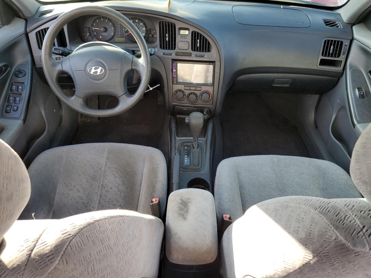 2004 Hyundai Elantra Gls VIN: KMHDN46D74U712701 Lot: 92993705