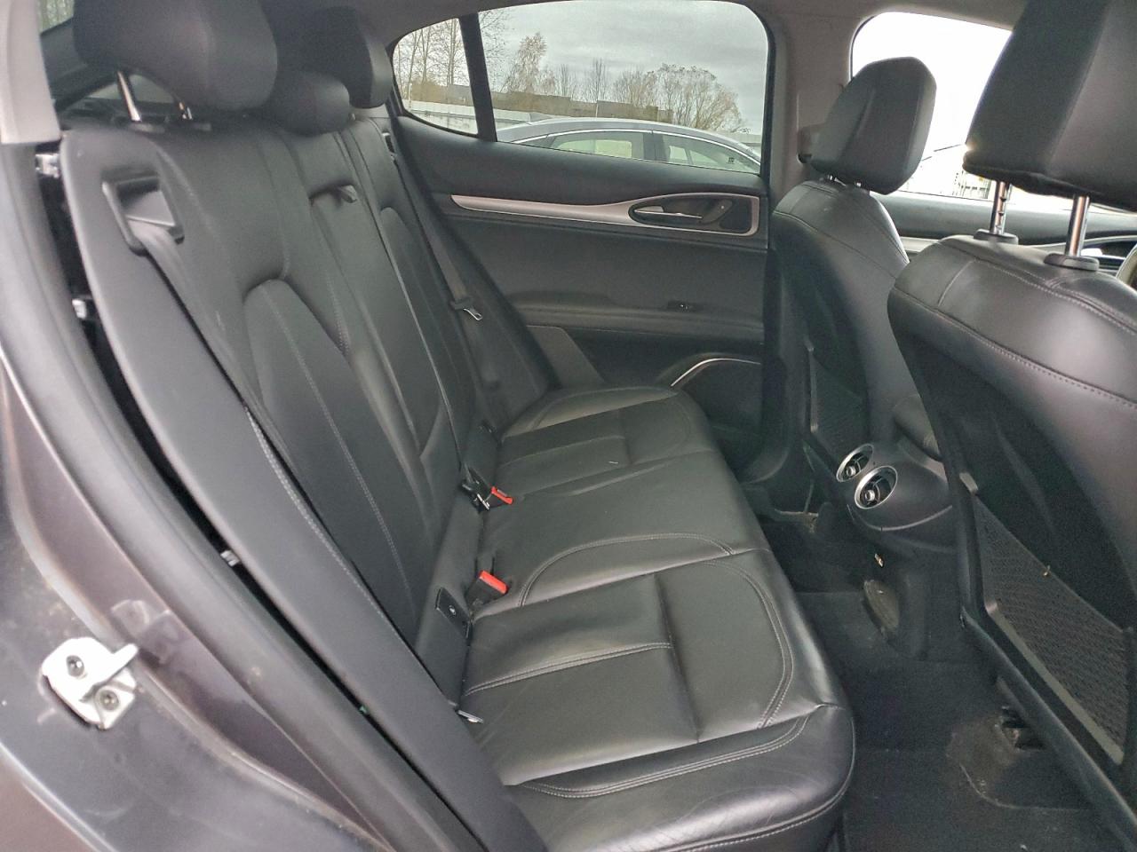 2018 Alfa Romeo Stelvio Sport VIN: ZASFAKPN6J7B90925 Lot: 93859355