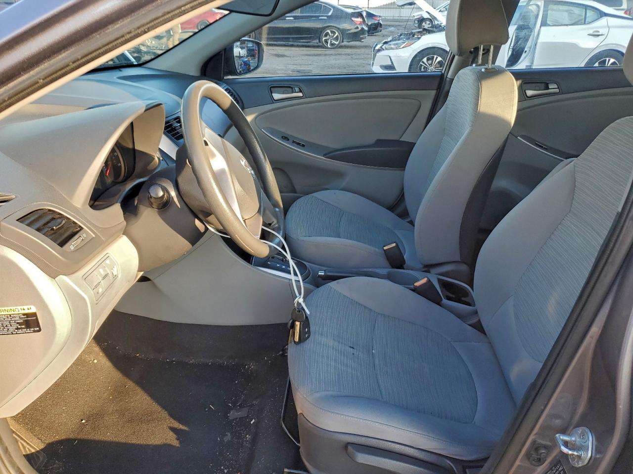 2015 Hyundai Accent Gls VIN: KMHCT4AE8FU904018 Lot: 93611785