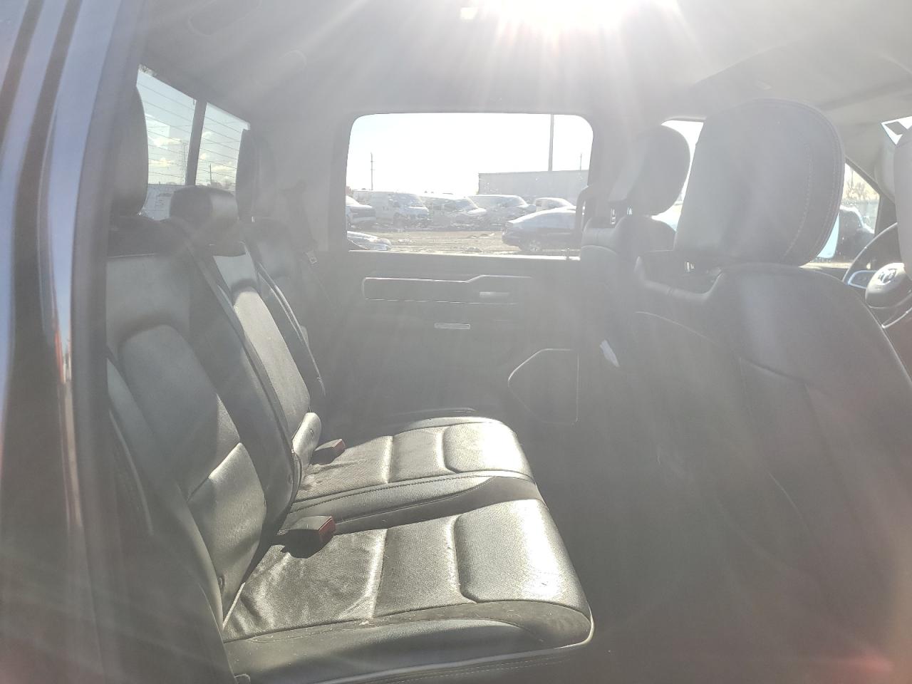 2019 Ram 1500 Laramie VIN: 1C6SRFJT5KN595824 Lot: 92155095