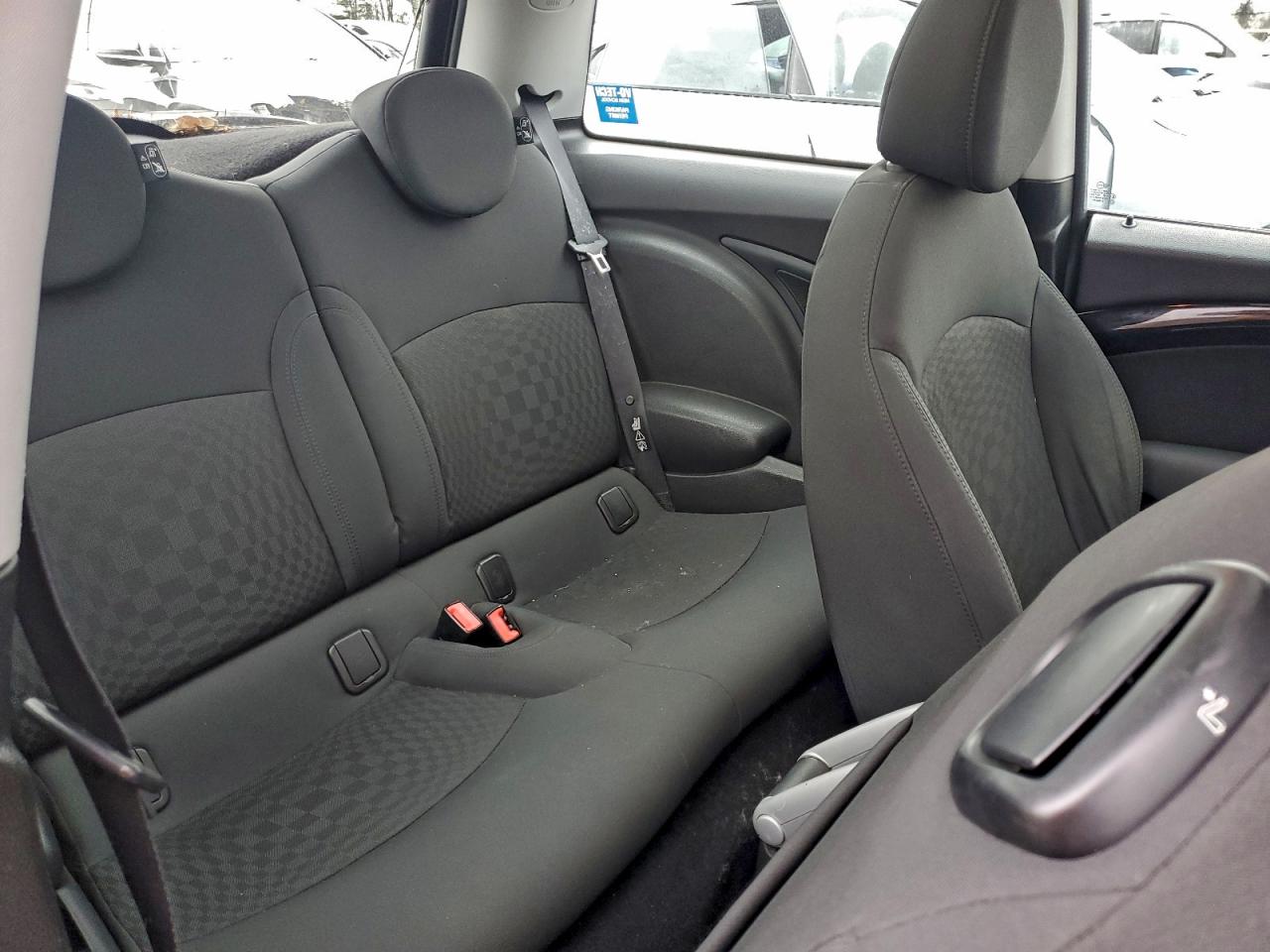 2010 Mini Cooper S VIN: WMWMF7C53ATZ74083 Lot: 94197405