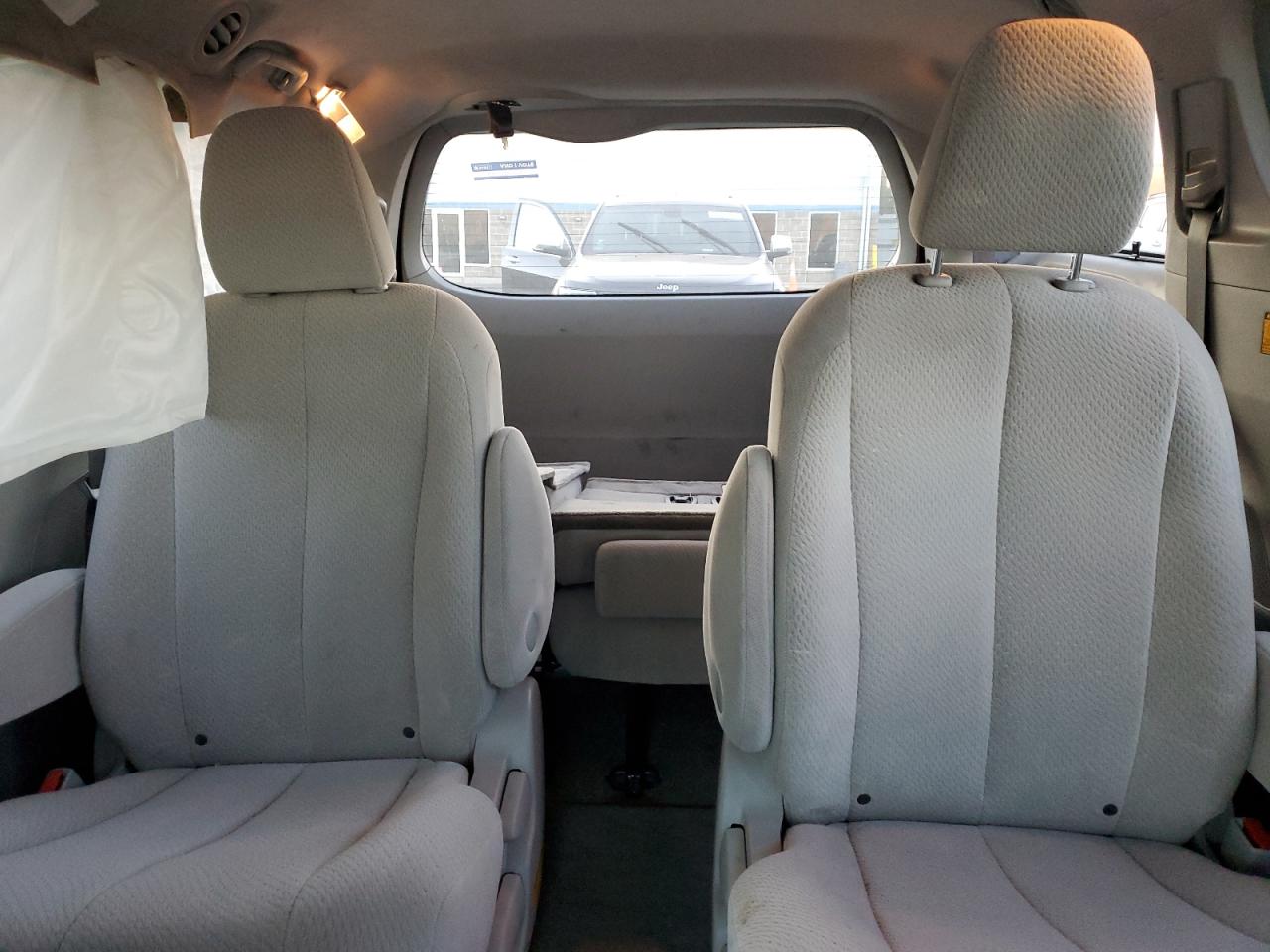 2013 Toyota Sienna Le VIN: 5TDJK3DC7DS061062 Lot: 92627015